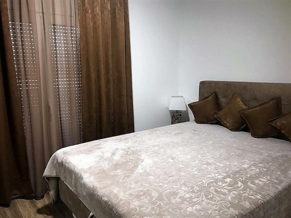 Eko Apartmani Krackovic Golubovci Εξωτερικό φωτογραφία