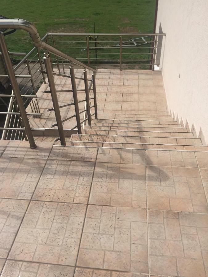 Eko Apartmani Krackovic Golubovci Εξωτερικό φωτογραφία