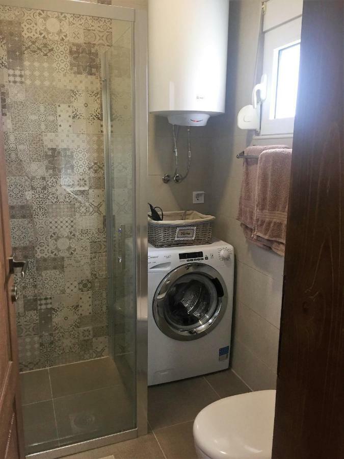 Eko Apartmani Krackovic Golubovci Εξωτερικό φωτογραφία