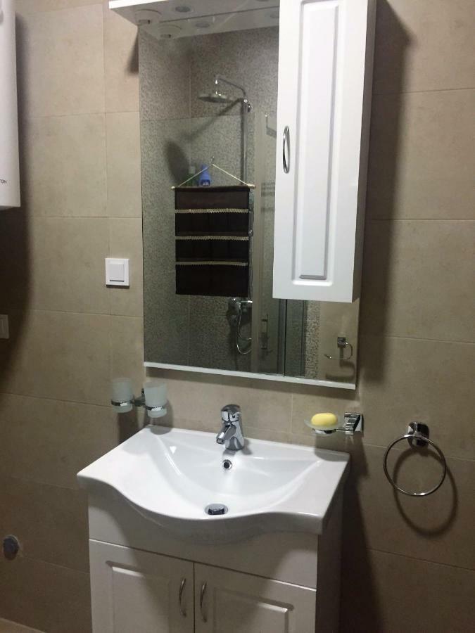 Eko Apartmani Krackovic Golubovci Εξωτερικό φωτογραφία